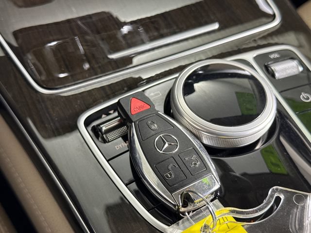 Used 2017 Mercedes-Benz GLC 300 4MATIC image 40