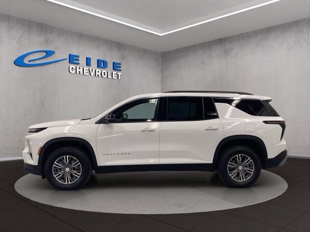Used 2025 Chevrolet Traverse LT AWD/4WD image 11
