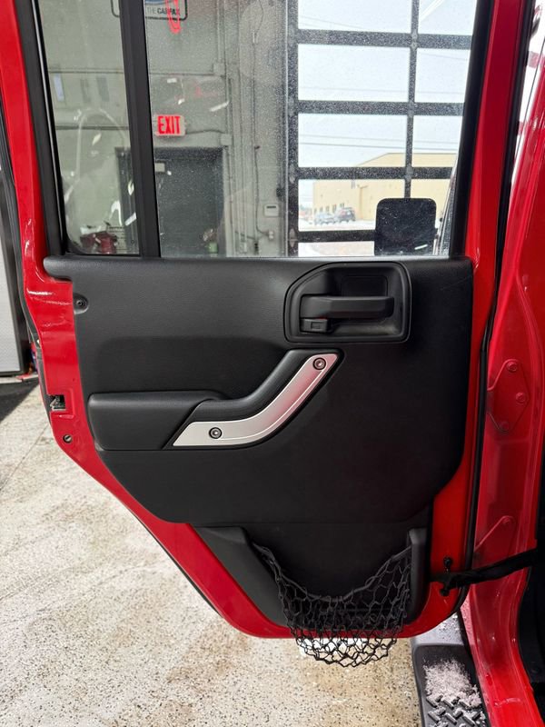 Used 2016 Jeep Wrangler Unlimited Sahara w/ Dual Top Group image 13