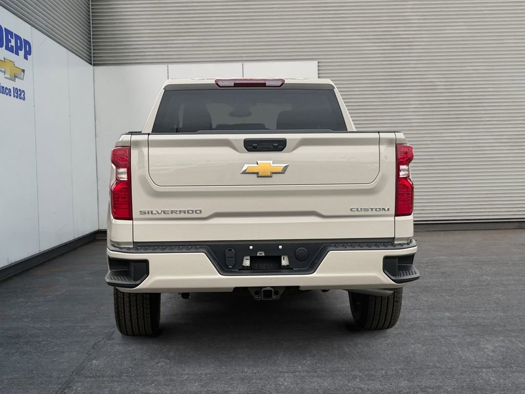 New 2026 Chevrolet Silverado 1500 Custom image 4