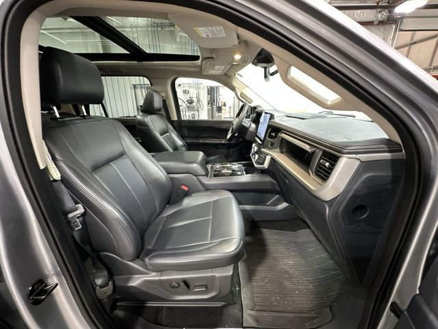 Used 2023 Ford Expedition Max XLT AWD/4WD image 31