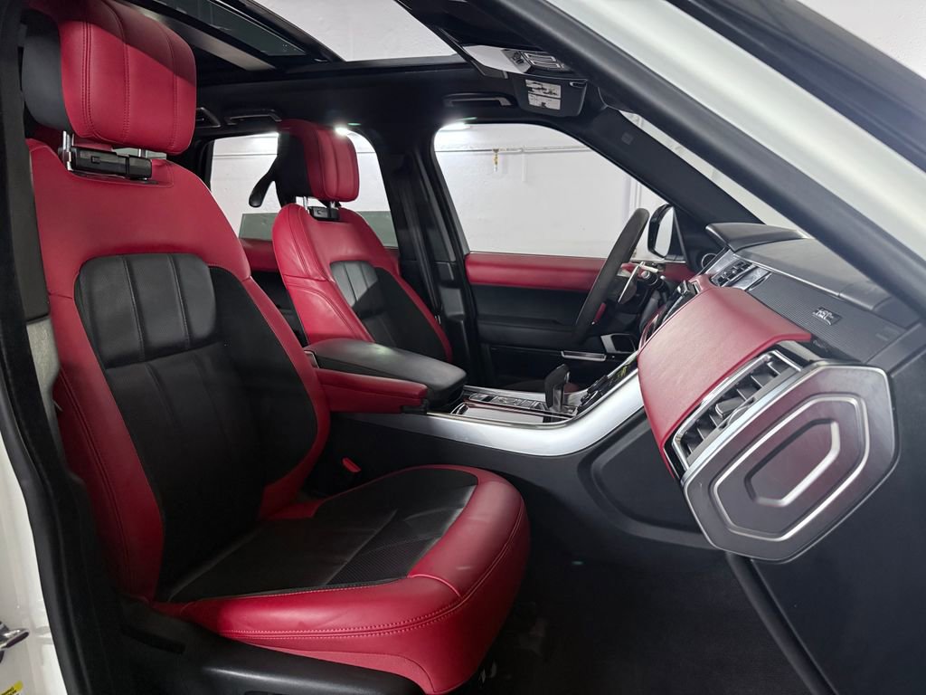 Used 2021 Land Rover Range Rover Sport HST image 27
