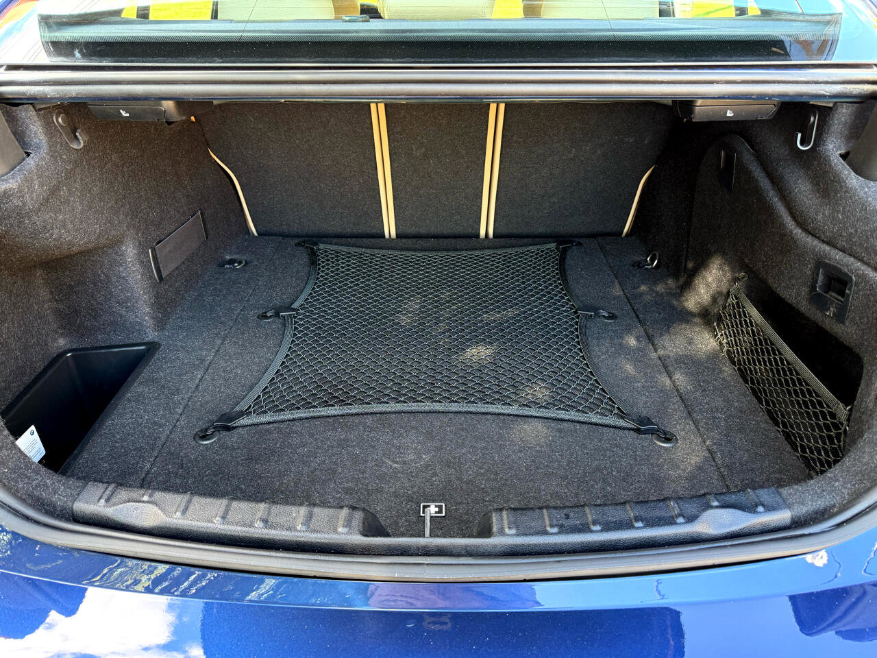 Used 2018 BMW 330e image 24