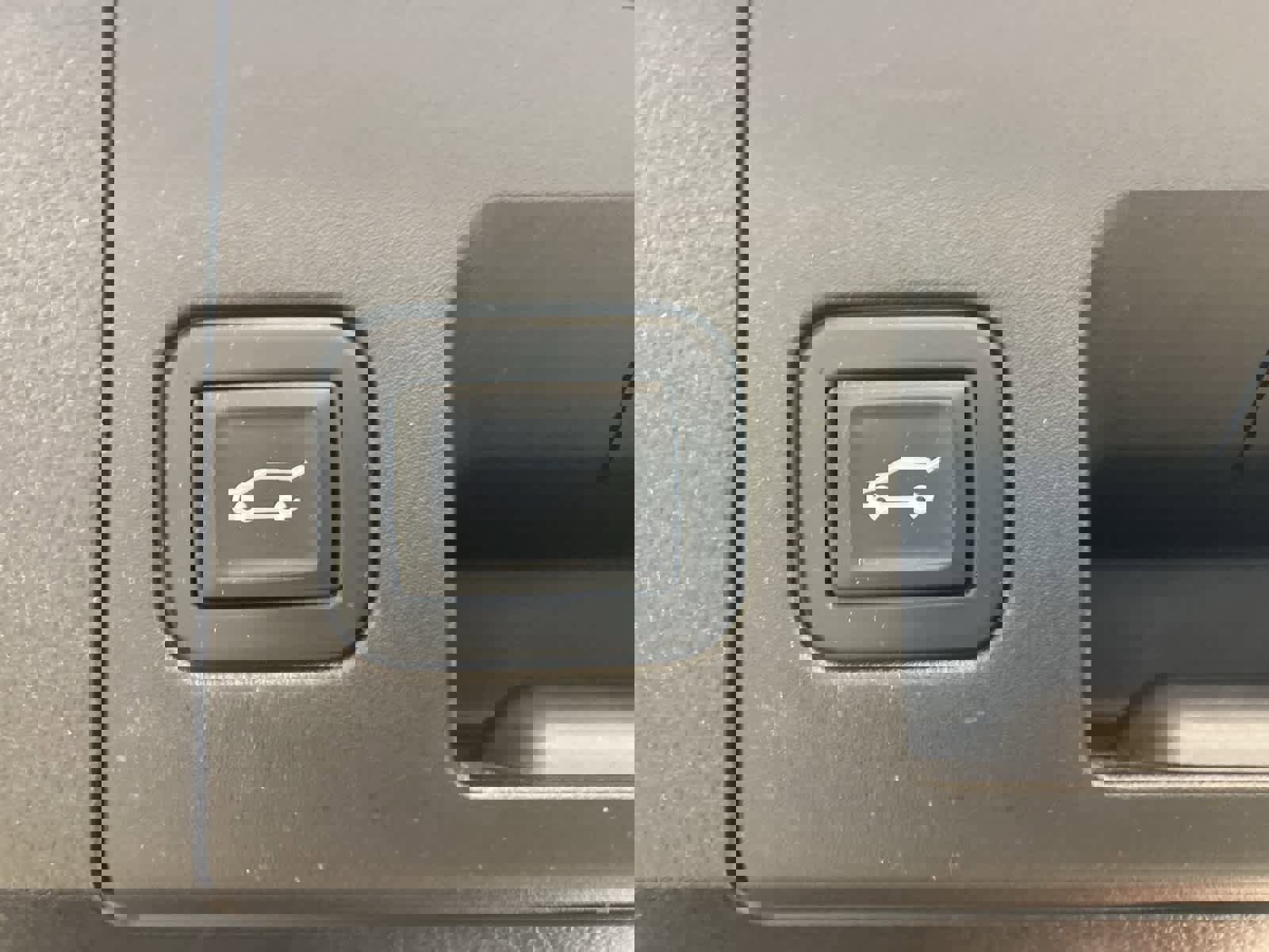 Used 2023 Cadillac XT4 Luxury image 27