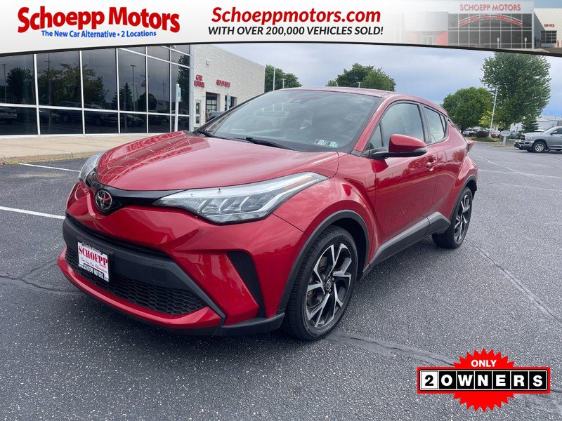 Used 2021 Toyota C-HR XLE FWD image 1
