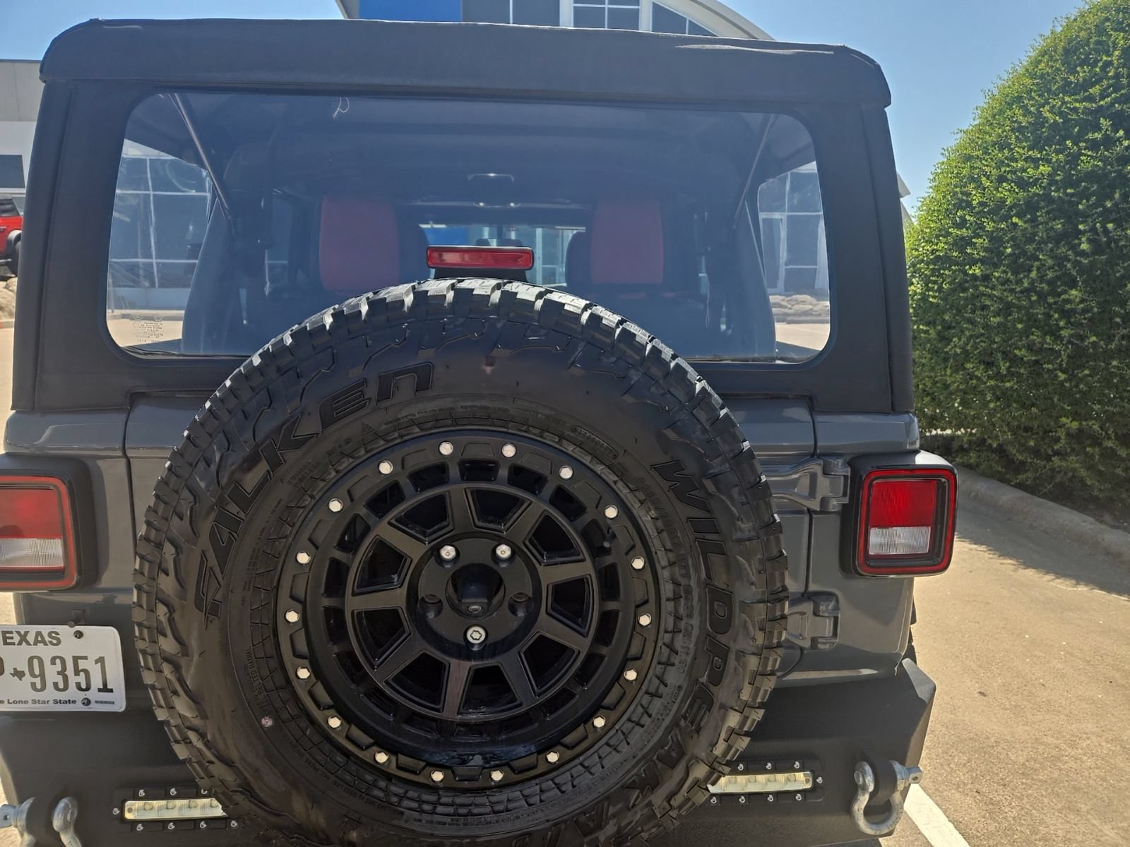 Used 2022 Jeep Wrangler Unlimited Sport AWD/4WD image 12