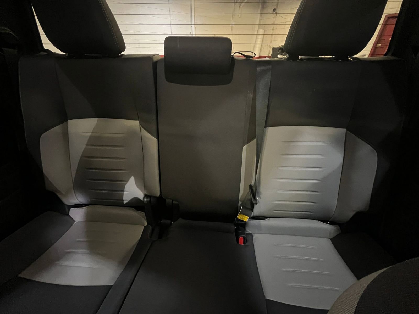 Used 2025 Toyota Tacoma TRD Off-Road image 39