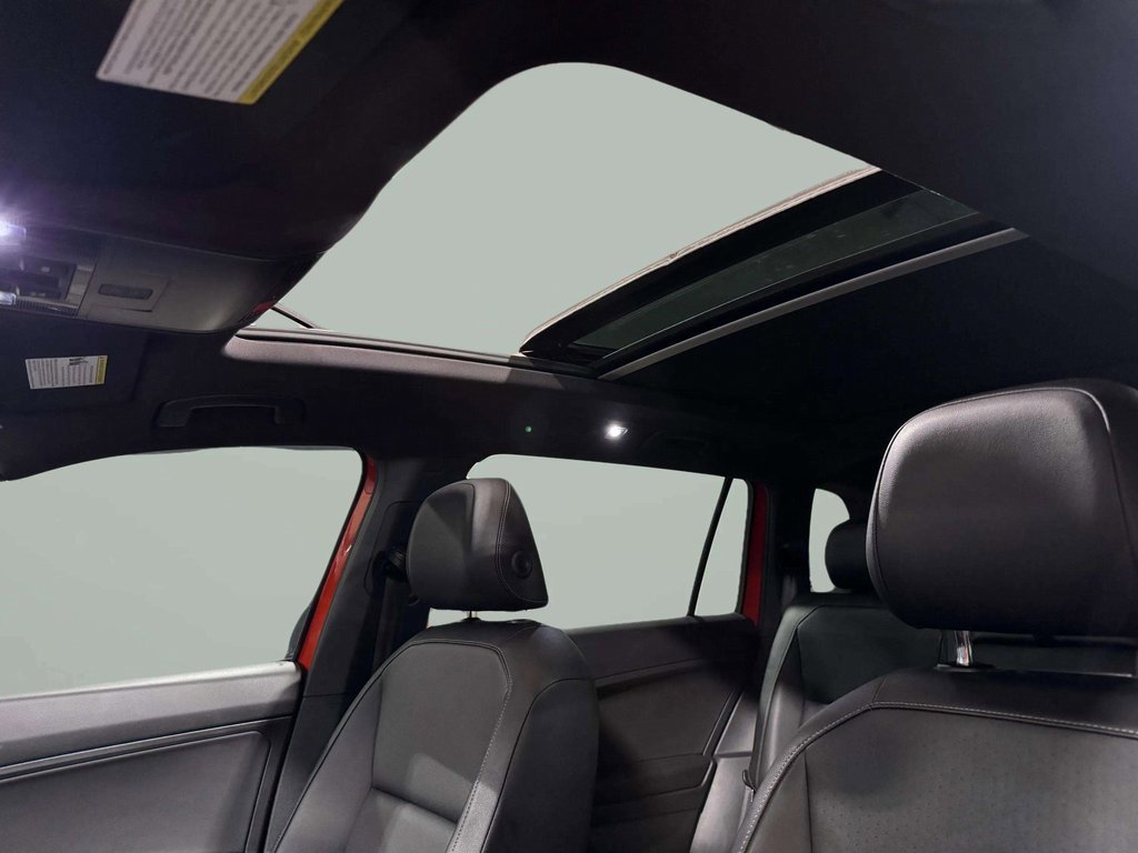 Used 2019 Volkswagen Tiguan SEL R-Line image 14