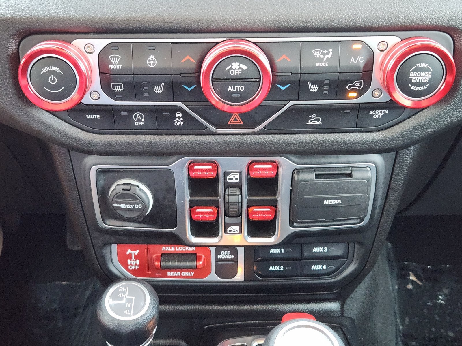 Used 2025 Jeep Gladiator Sport AWD/4WD image 27