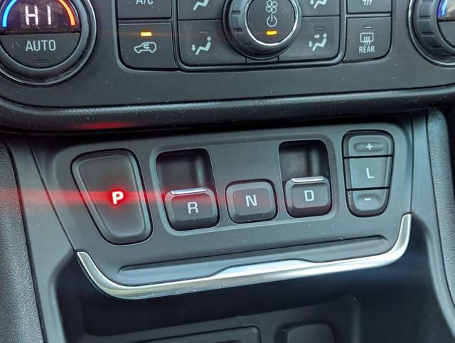 Used 2020 GMC Terrain SLE w/ Driver Convenience Package image 19