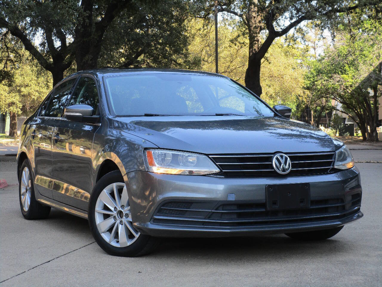 Used 2015 Volkswagen Jetta SE