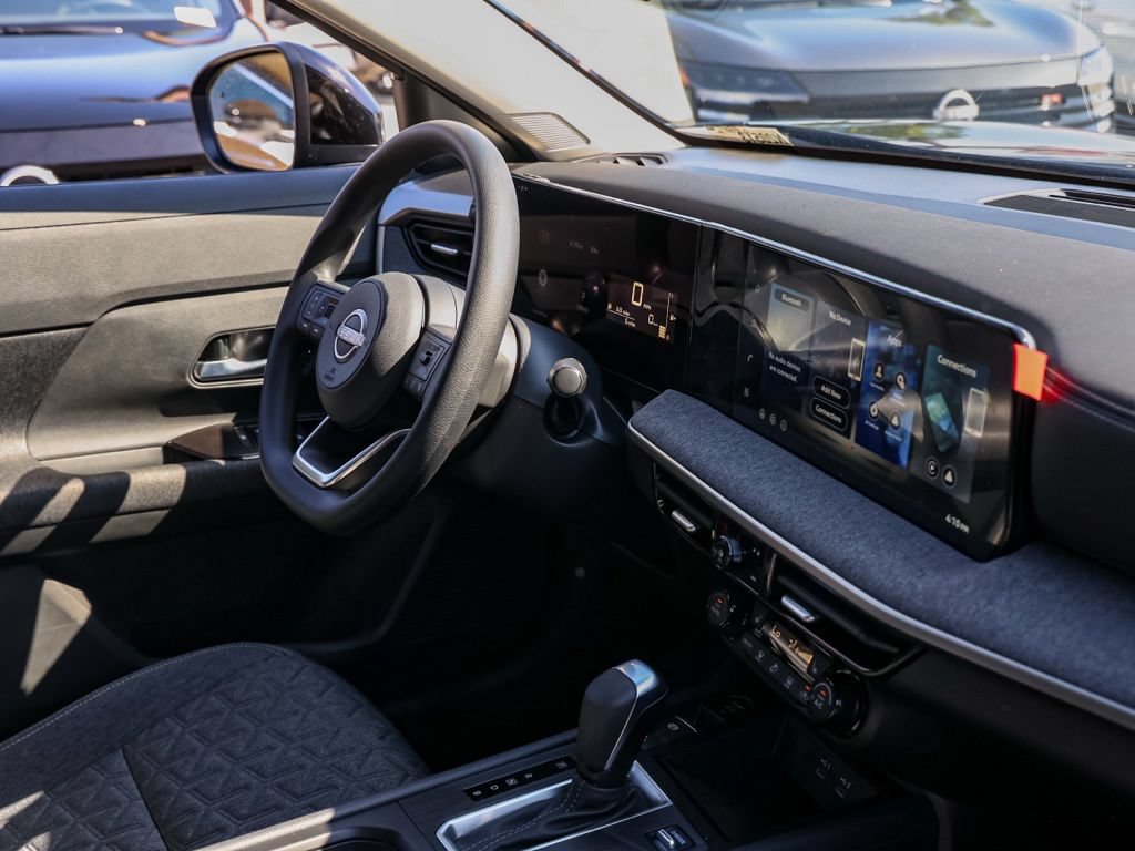 New 2026 Nissan Kicks SV w/ Cold Weather Package FWD image 20