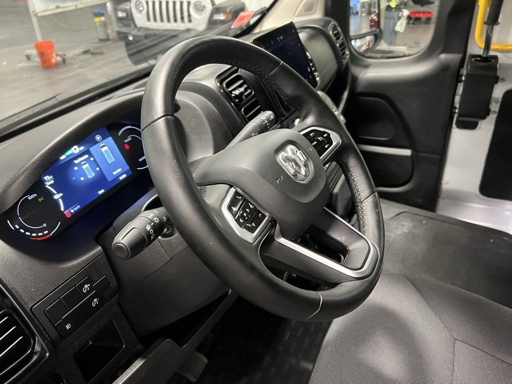 Used 2024 RAM ProMaster 3500 w/ Delivery Van Package image 24