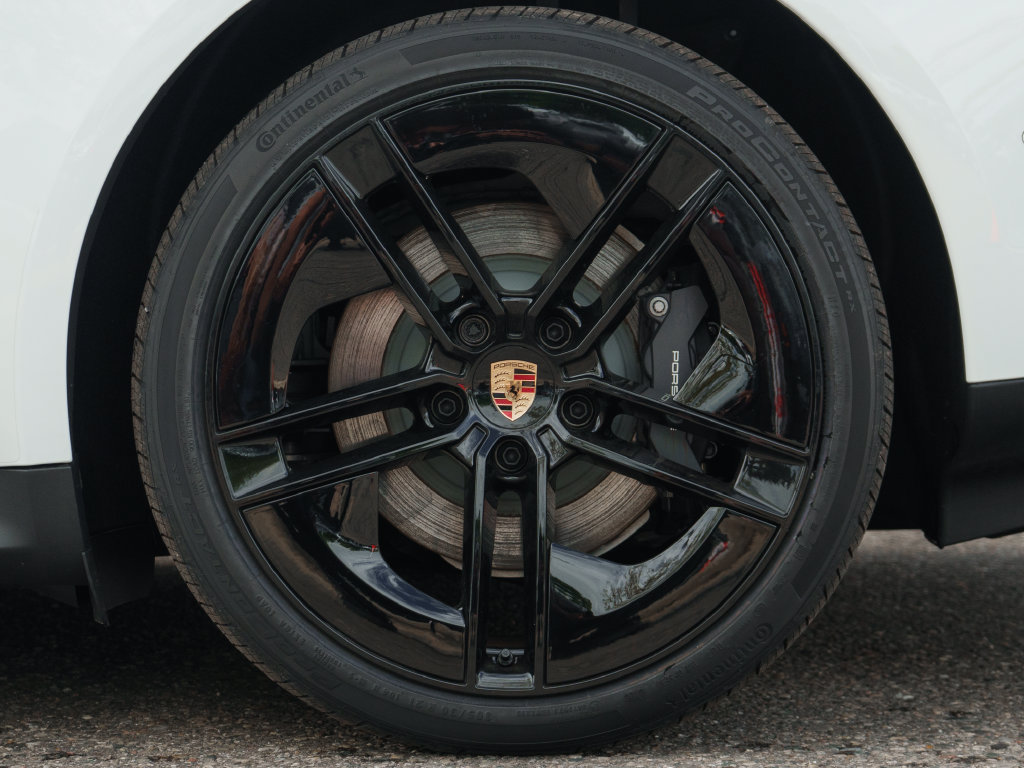 New 2026 Porsche Taycan AWD/4WD image 13