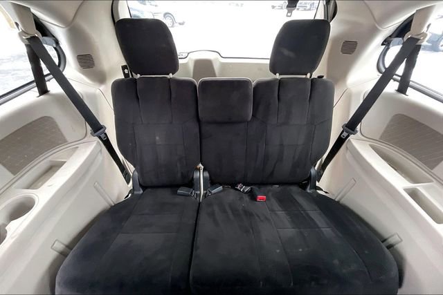 Used 2012 Dodge Grand Caravan SXT image 26