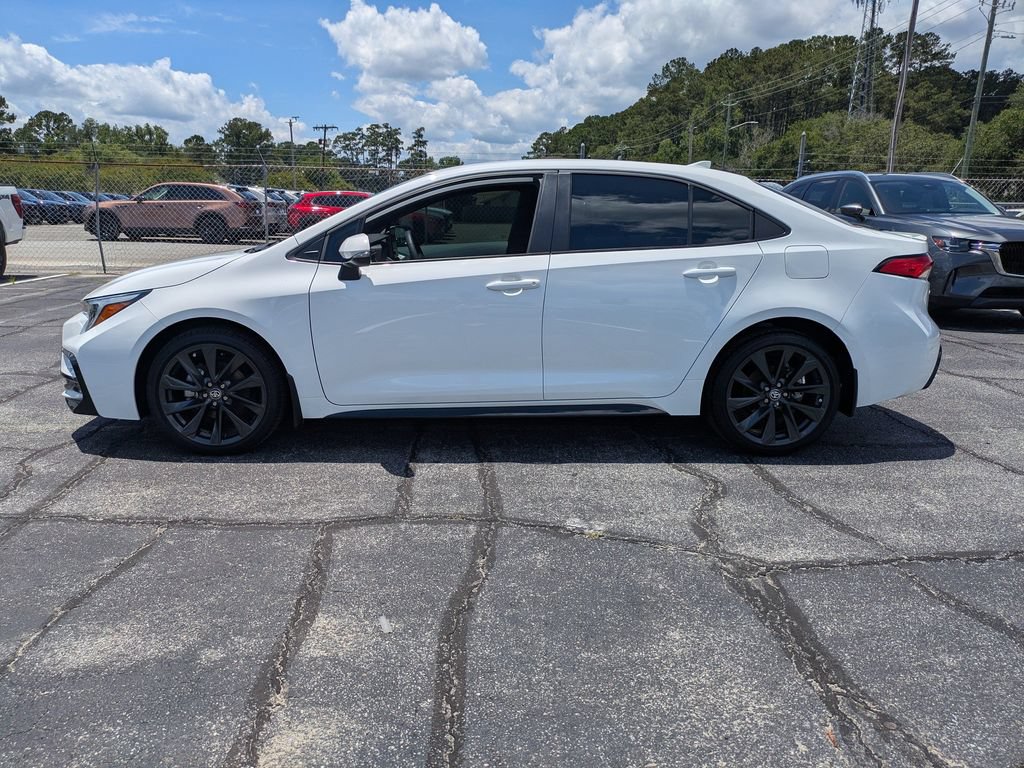 Used 2025 Toyota Corolla SE FWD image 8