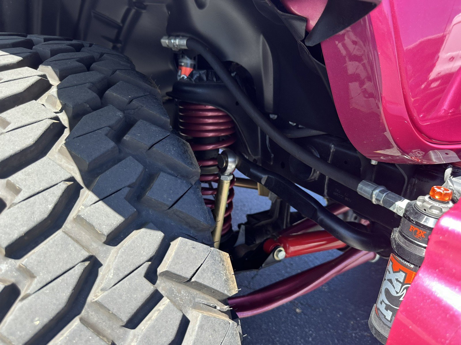 Used 2022 Jeep Wrangler Unlimited Rubicon w/ Xtreme Recon 35" Tire Package AWD/4WD image 17