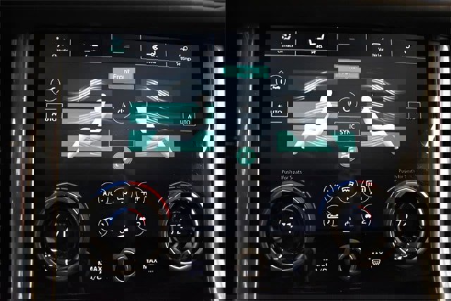 Used 2022 Land Rover Range Rover Sport HSE Silver Edition image 20