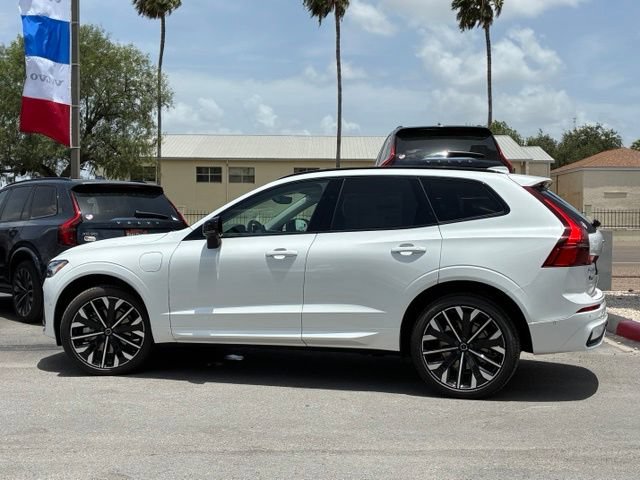 New 2026 Volvo XC60 T8 Ultra w/ Protection Package Premier AWD/4WD image 3