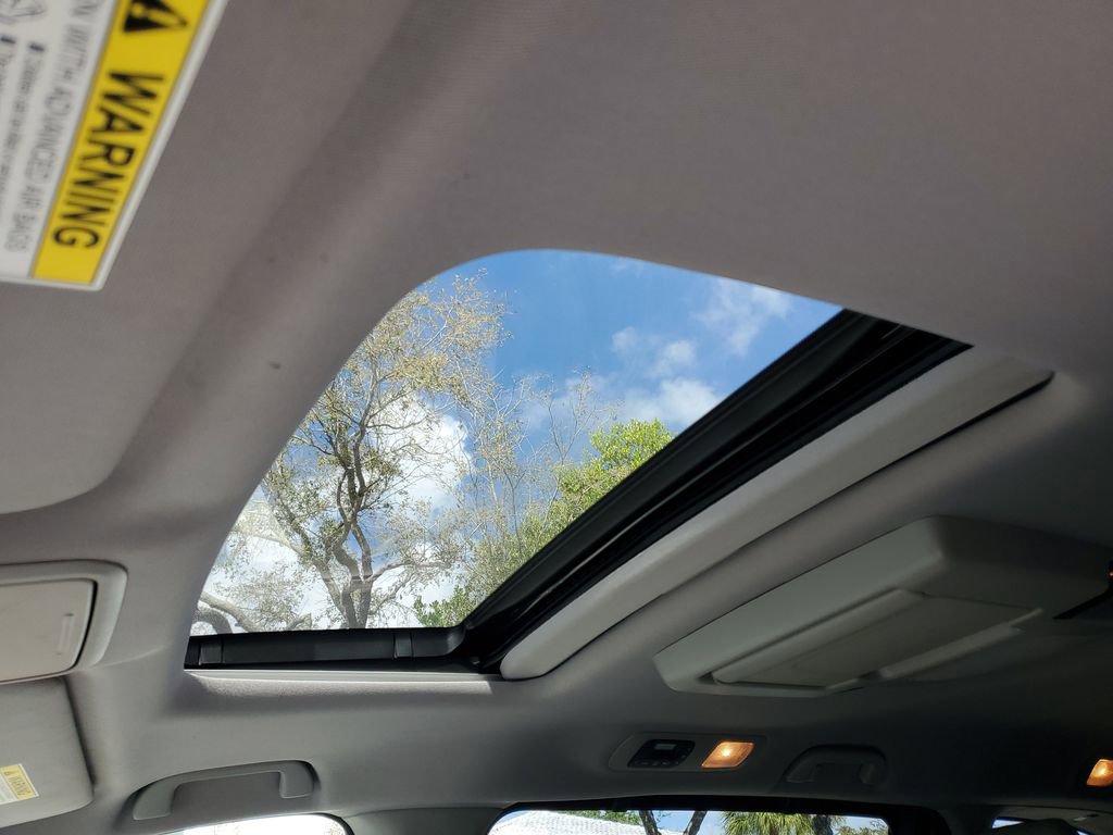 Used 2018 Honda Odyssey EX-L image 26