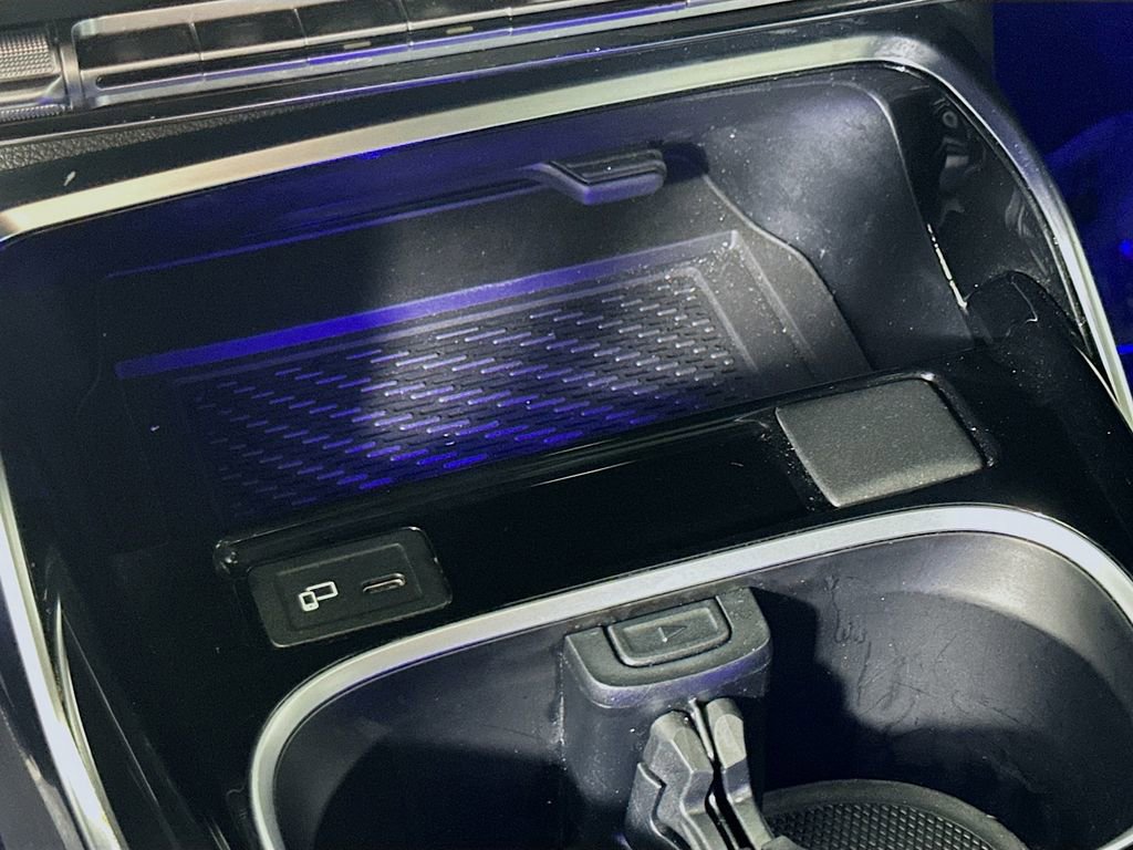 Used 2023 Mercedes-Benz CLA 35 AMG 4MATIC w/ Parking Assistance Package image 30