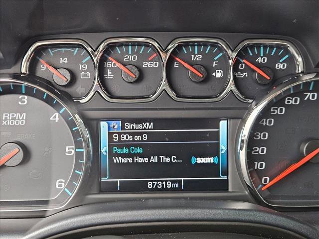 Used 2018 Chevrolet Silverado 1500 LT w/ LT Eassist Package RWD image 13