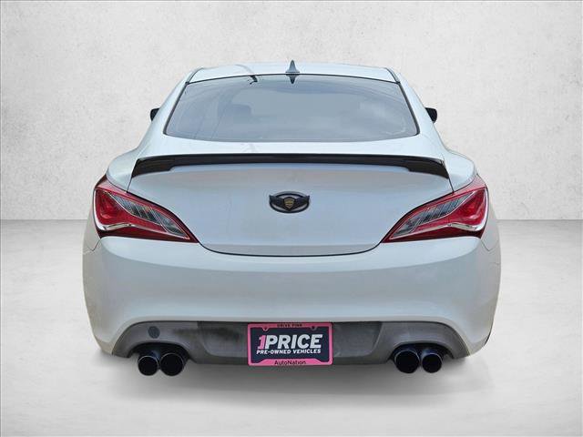 Used 2013 Hyundai Genesis 2.0T RWD image 7