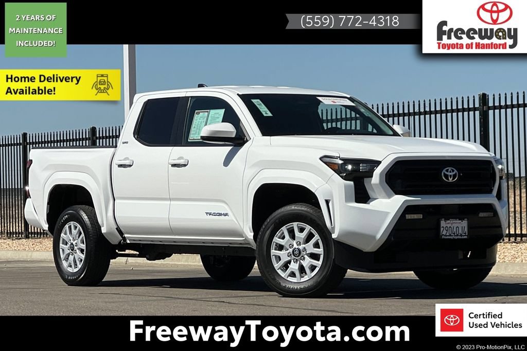 Certified 2025 Toyota Tacoma SR5 AWD/4WD image 1