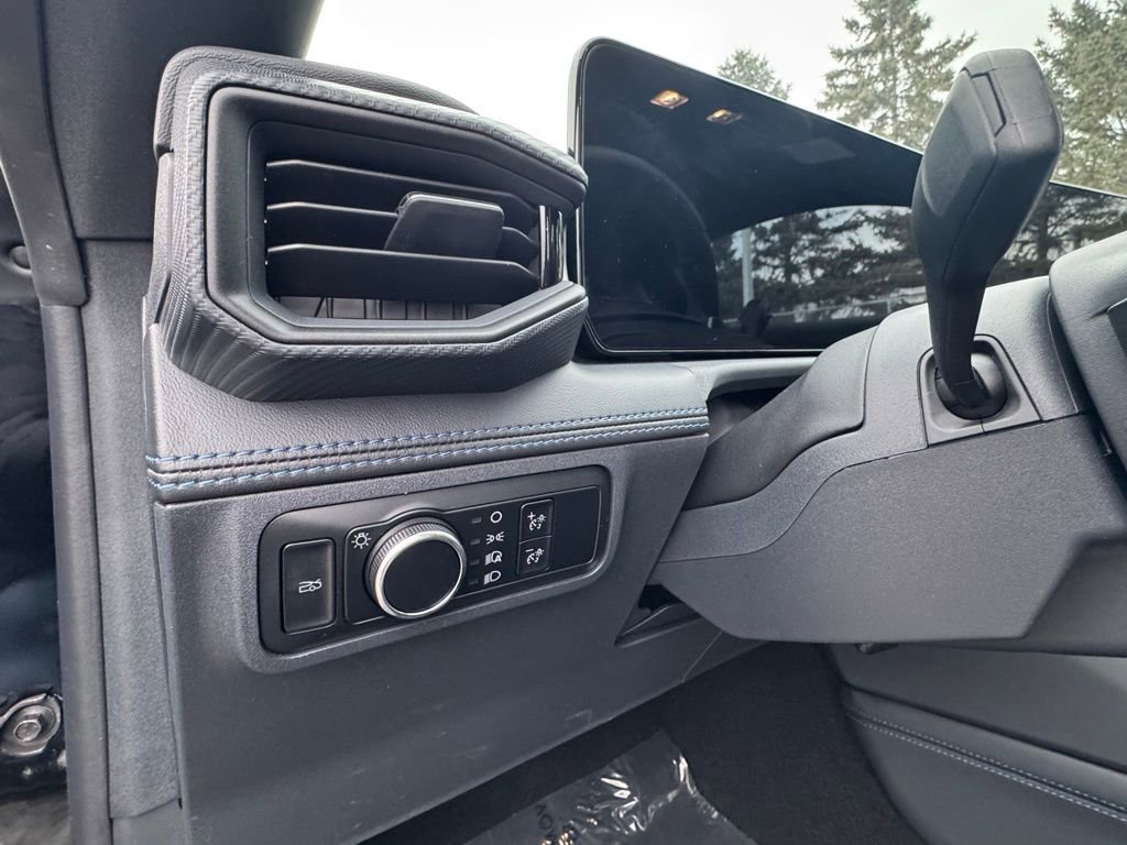 Used 2024 Ford Mustang Dark Horse w/ Dark Horse Handlin Package image 23