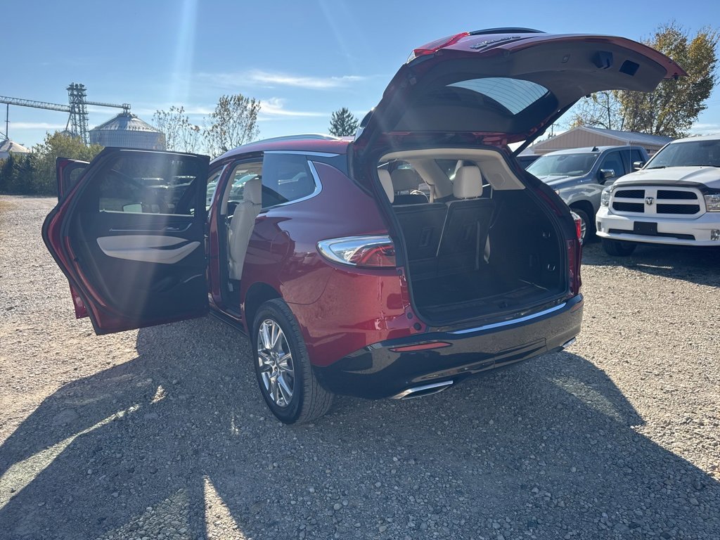 Used 2023 Buick Enclave Essence w/ Experience Buick Package image 35