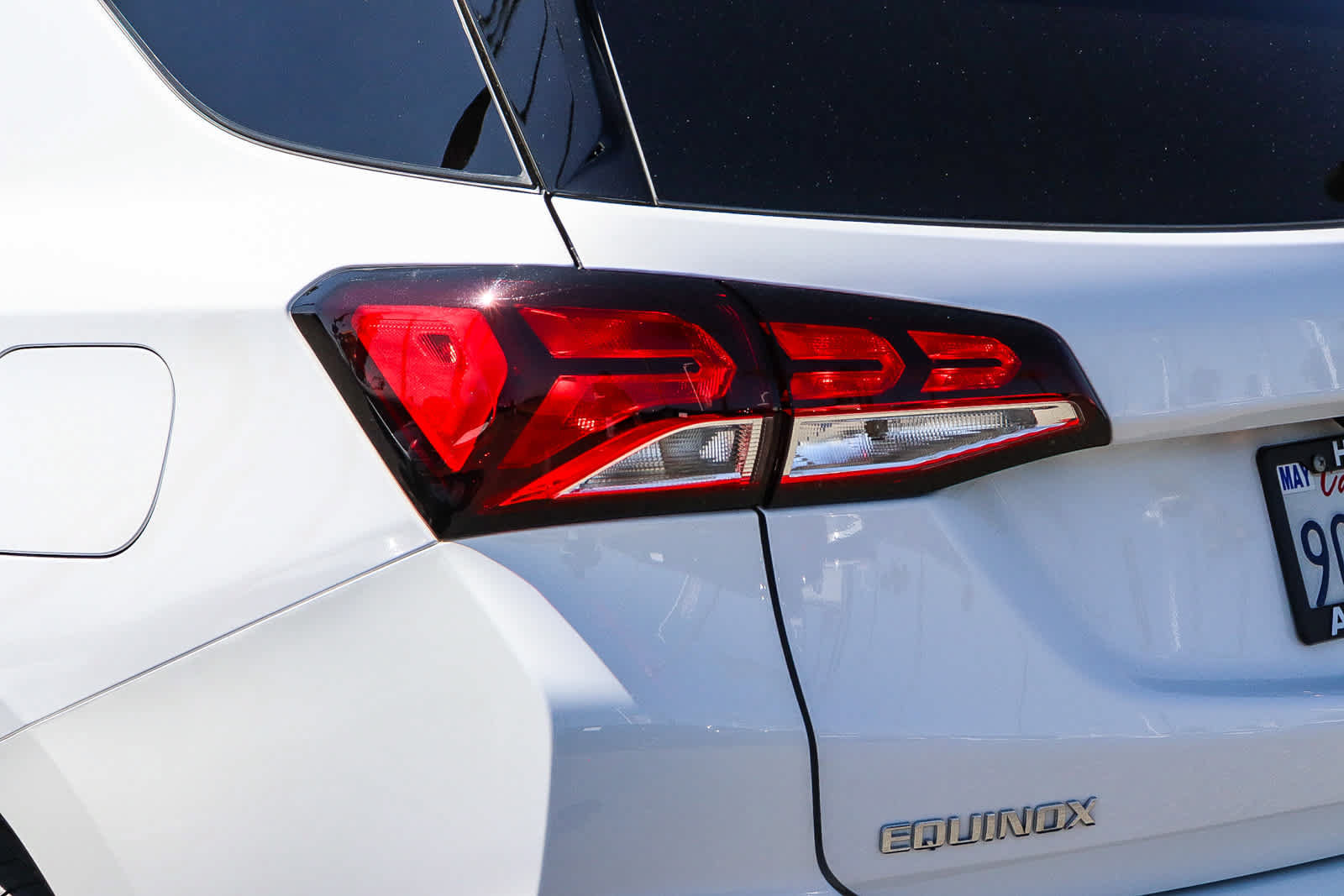 Used 2023 Chevrolet Equinox LS w/ LS Convenience Package FWD image 11