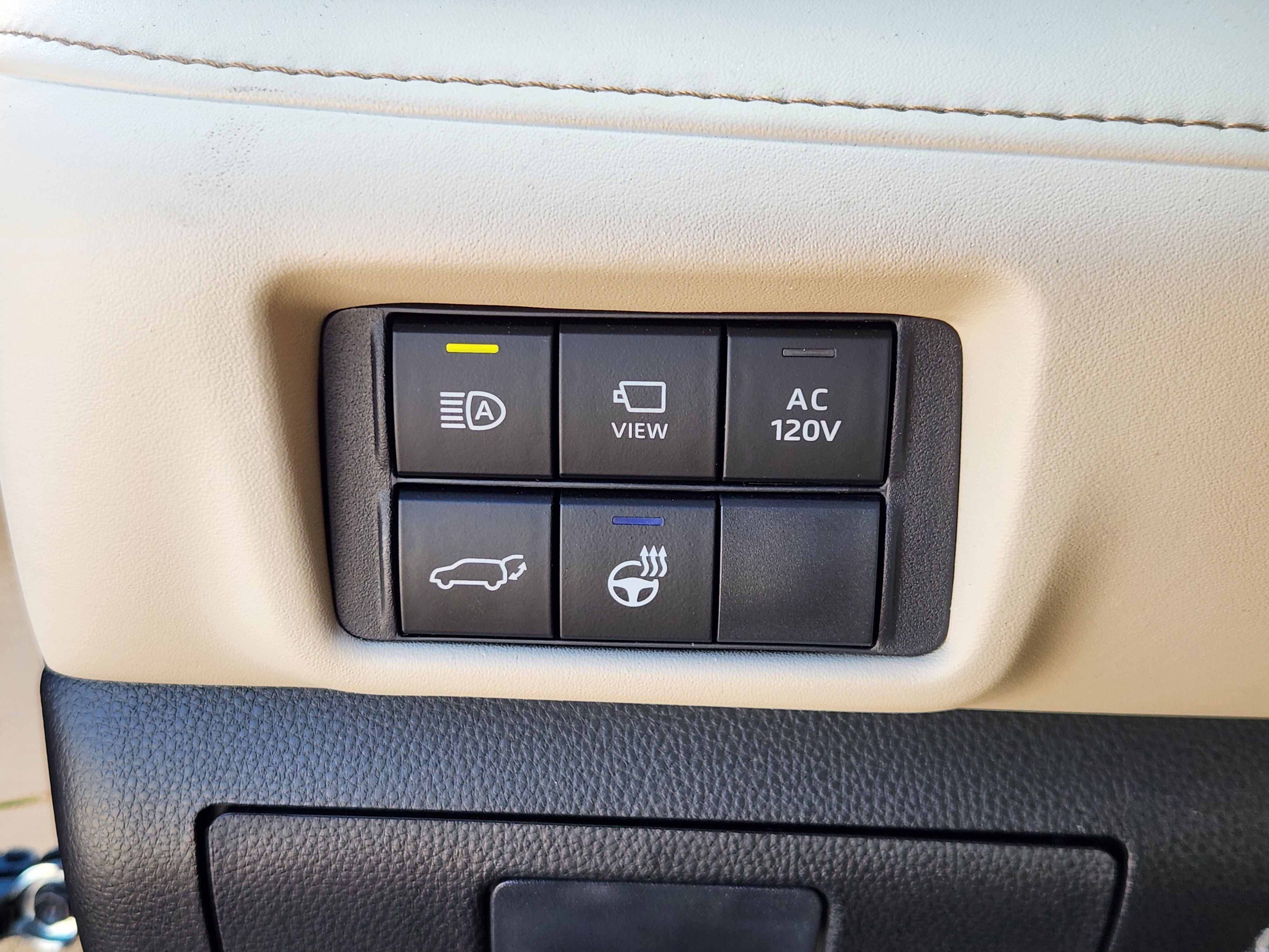 Used 2023 Toyota Highlander Limited AWD/4WD image 27
