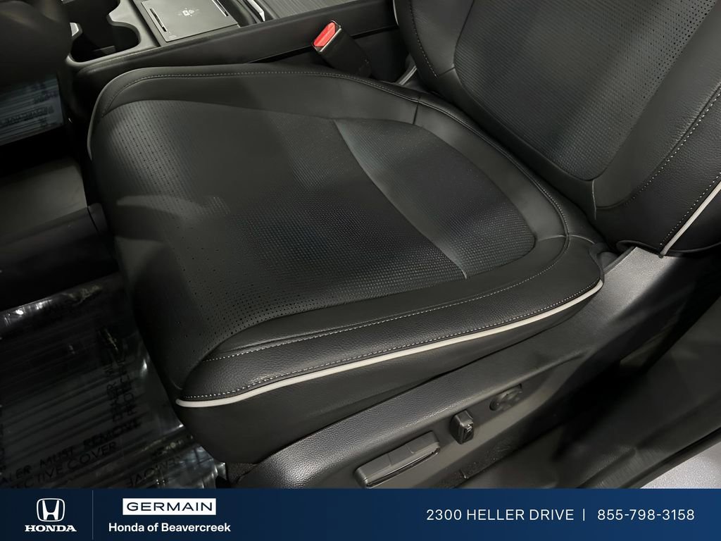 Certified 2026 Honda Odyssey Elite image 14