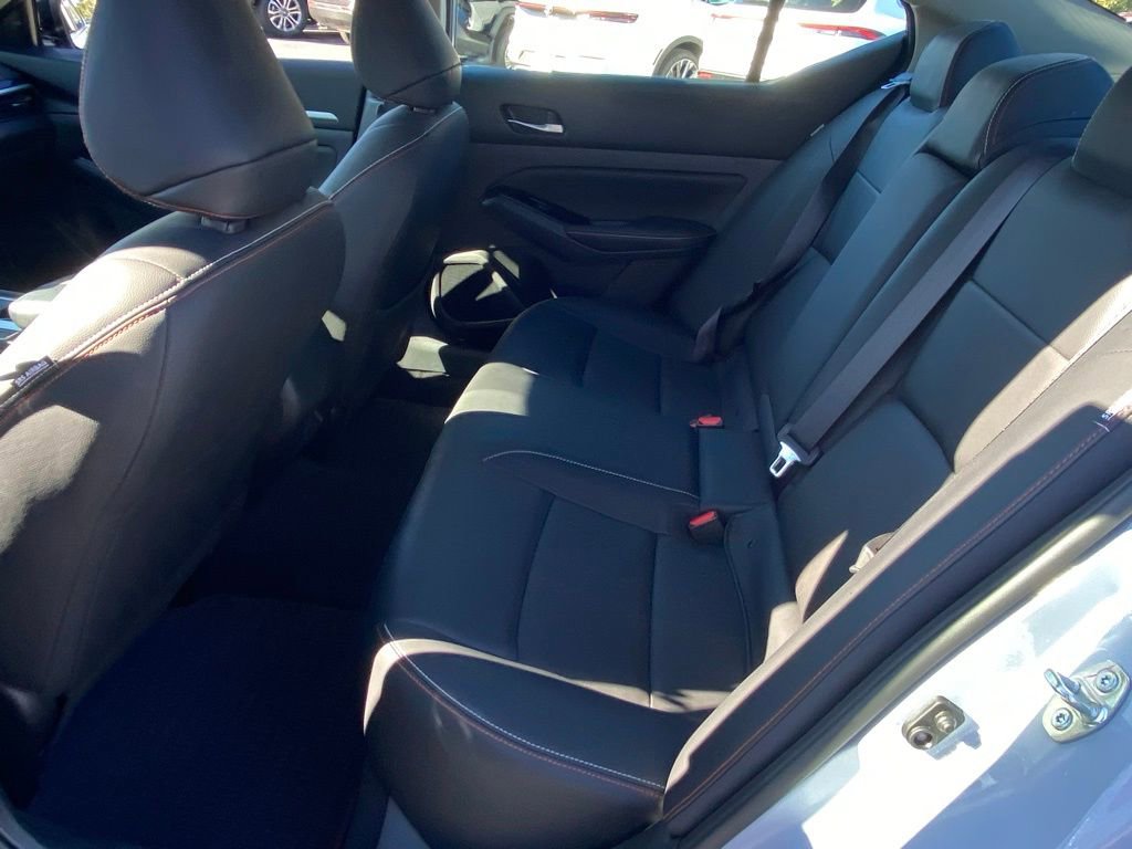 Used 2024 Nissan Altima 2.5 SR w/ SR Premium Package image 8