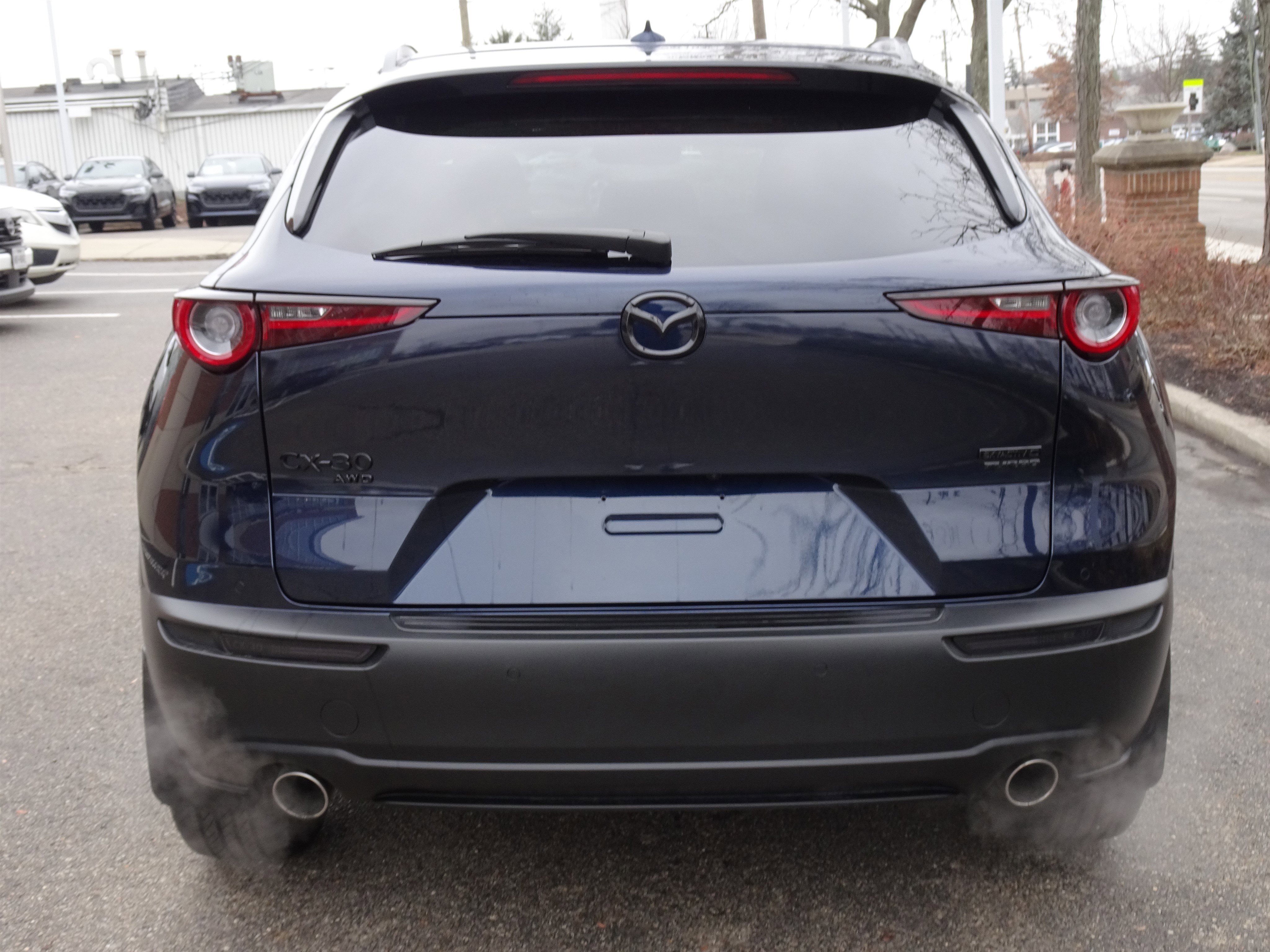 Used 2023 MAZDA CX-30 2.5 Turbo w/ Premium Plus Pkg image 4