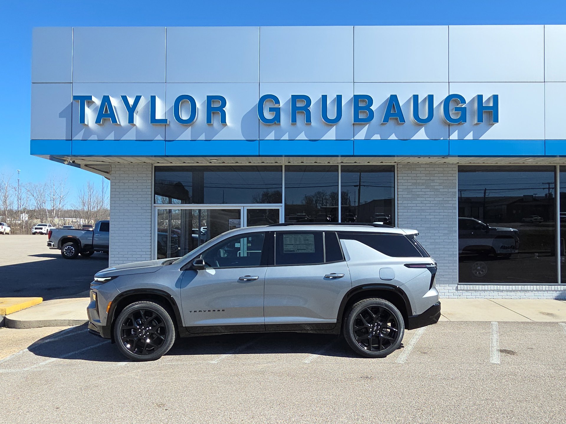 New 2026 Chevrolet Traverse RS FWD image 2