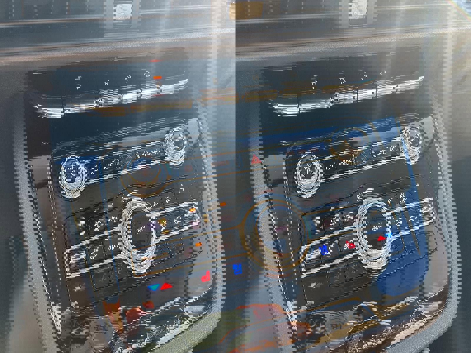 Used 2020 Lincoln Corsair Reserve w/ Equipment Group 201A image 19