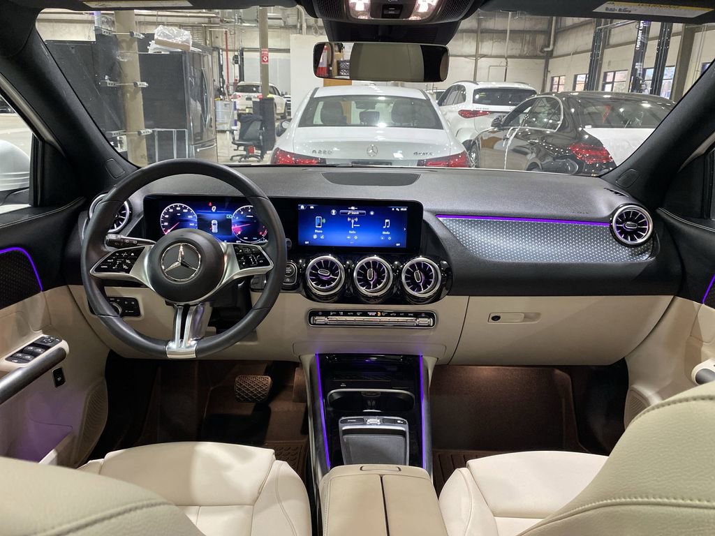 Certified 2025 Mercedes-Benz GLA 250 image 3