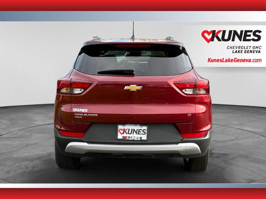 Used 2025 Chevrolet TrailBlazer LT AWD/4WD image 8