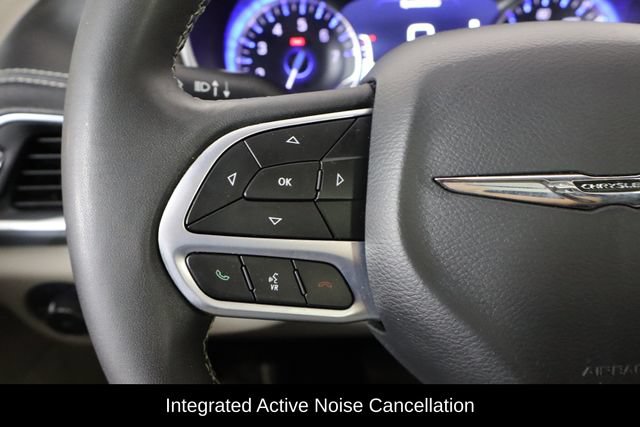 Used 2023 Chrysler Pacifica Limited w/ Uconnect Theater Family Group AWD/4WD image 8