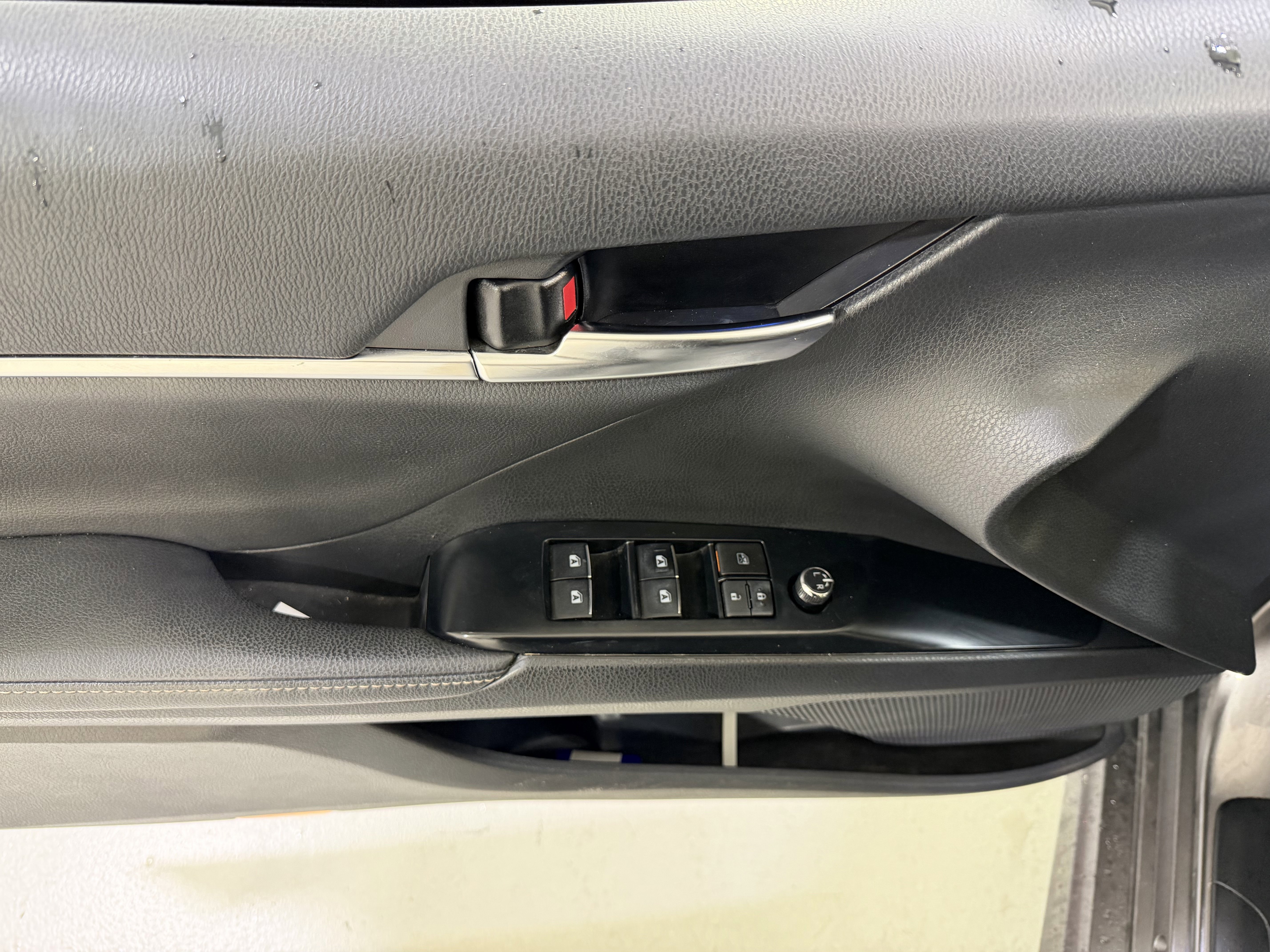 Used 2019 Toyota Camry XSE w/ Driver Assist Package FWD image 15