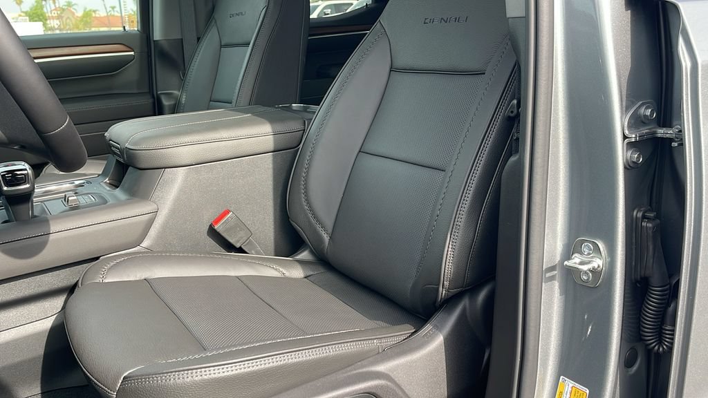 New 2026 GMC Sierra 1500 Denali AWD/4WD image 13