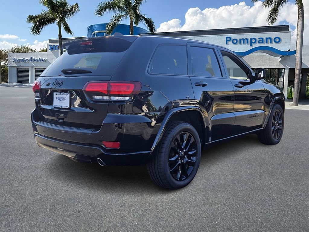 Used 2021 Jeep Grand Cherokee Laredo X image 7