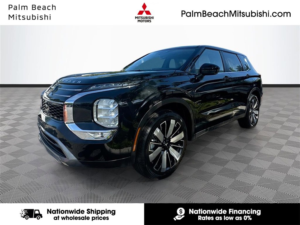 New 2025 Mitsubishi Outlander SE image 1