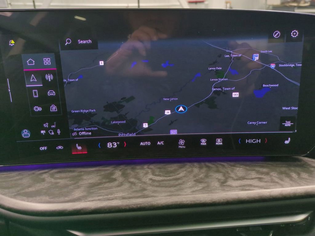 Used 2025 Audi Q5 Premium w/ Convenience Package image 24