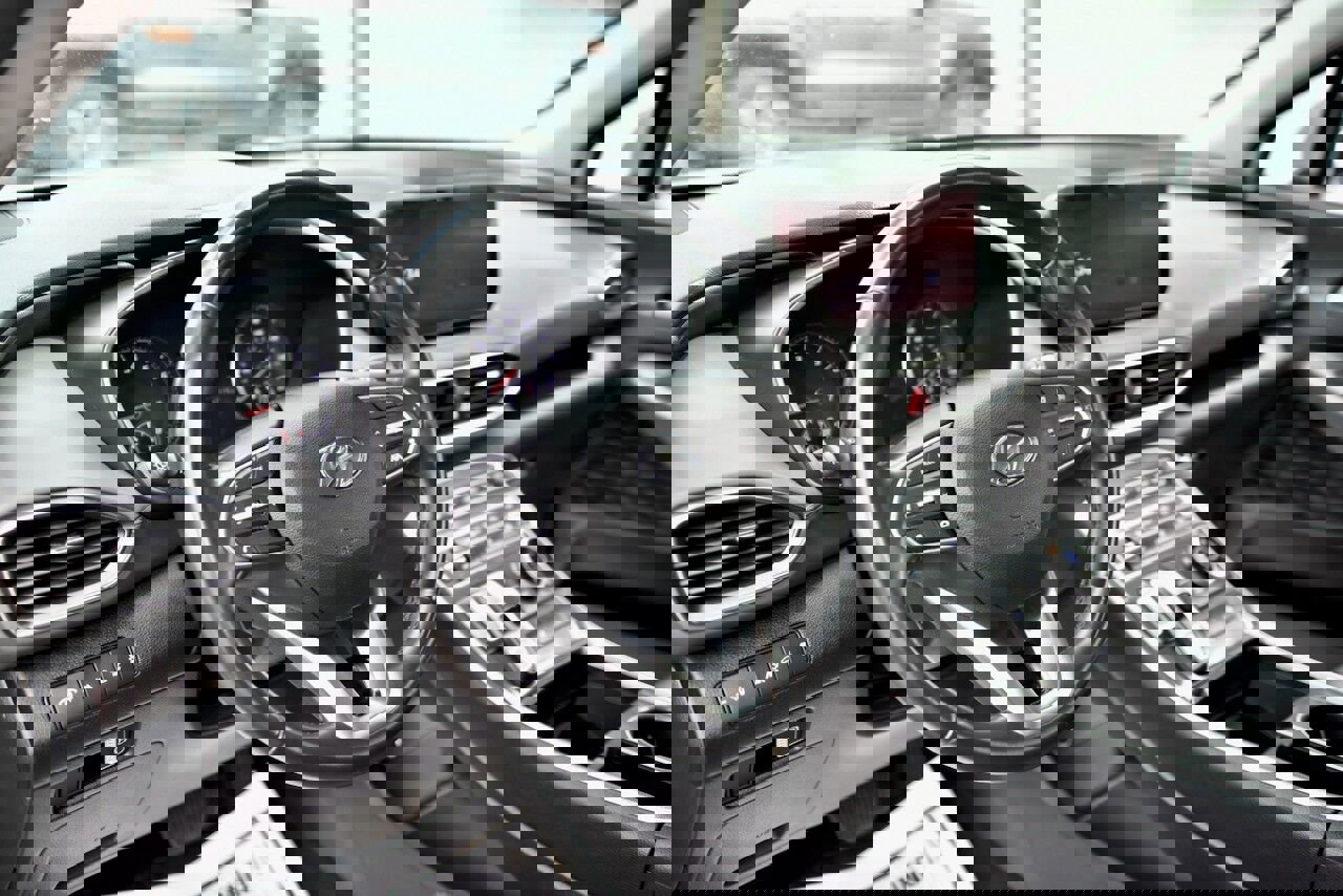 Used 2023 Hyundai Santa Fe SEL image 8