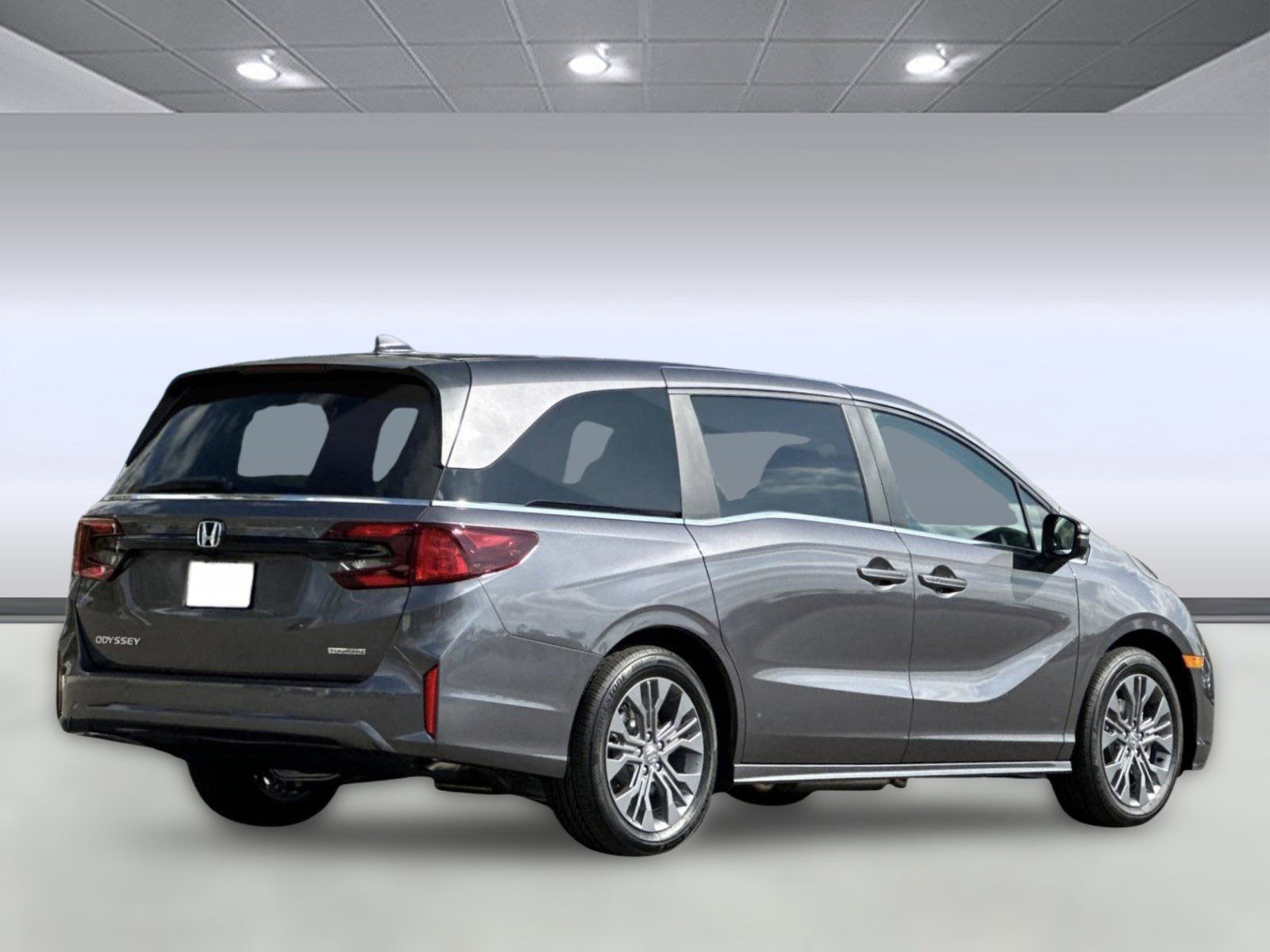 New 2026 Honda Odyssey Touring image 8