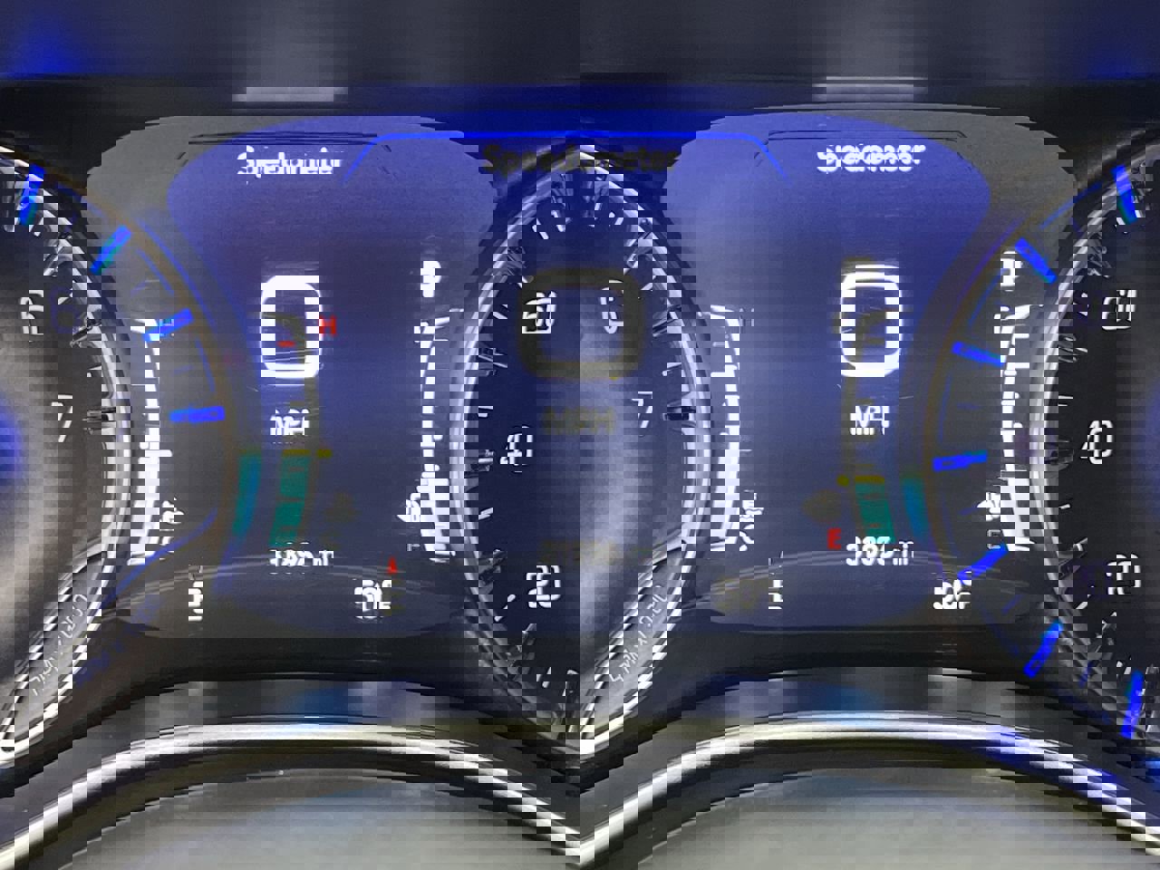 Used 2025 Chrysler Pacifica Select image 15