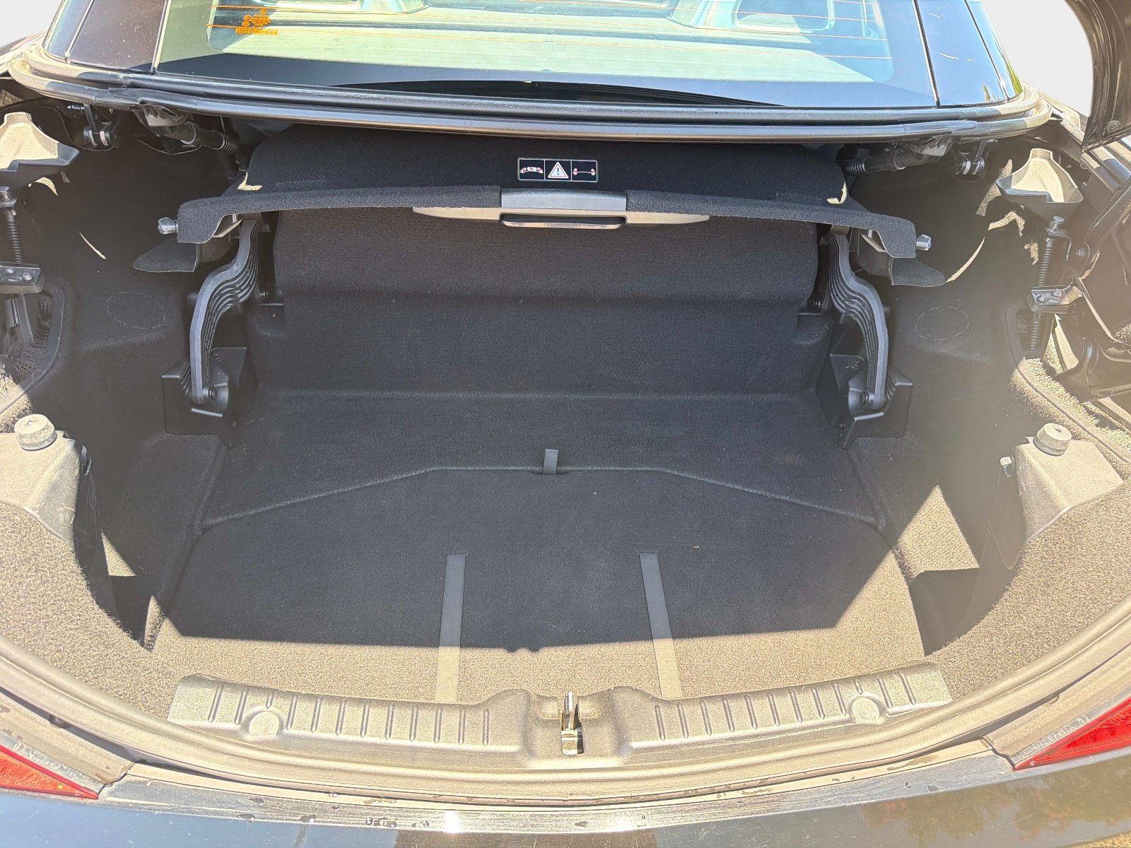 Used 2015 Mercedes-Benz SLK 250 image 11