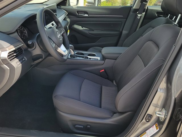 New 2025 Nissan Altima 2.5 SV w/ SV Special Edition Package image 6